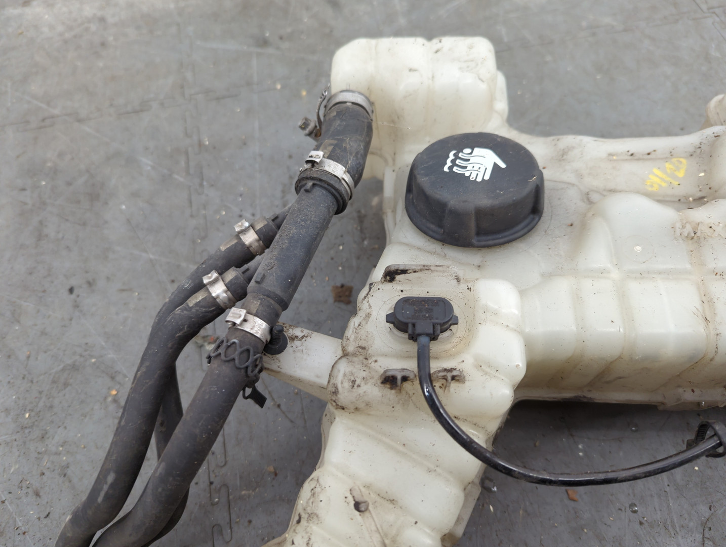 Бачок расширительный