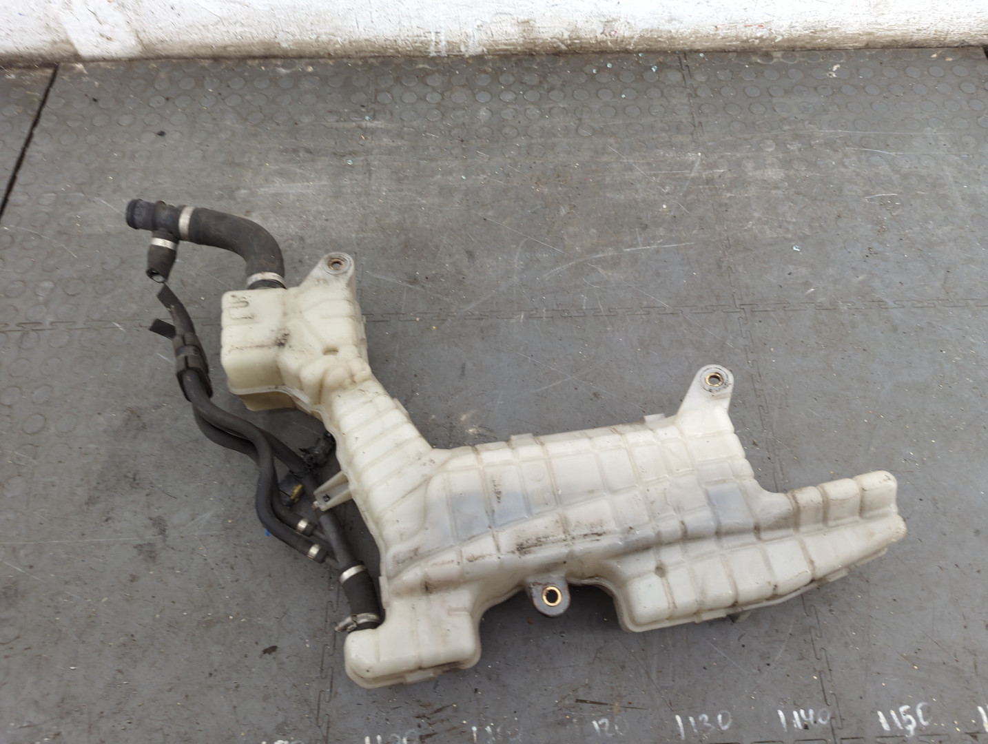 Бачок расширительный