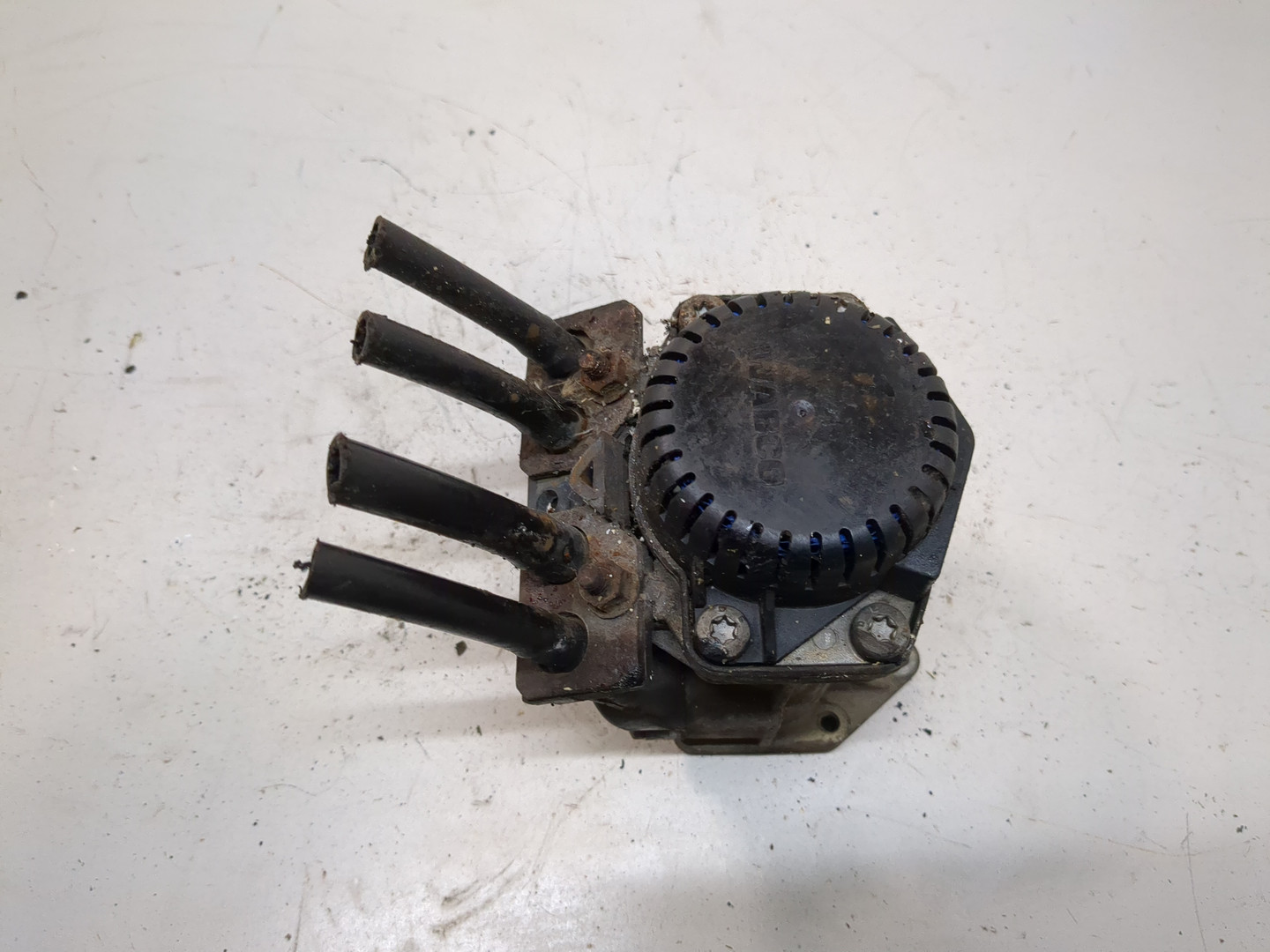 Кран тормозной главный