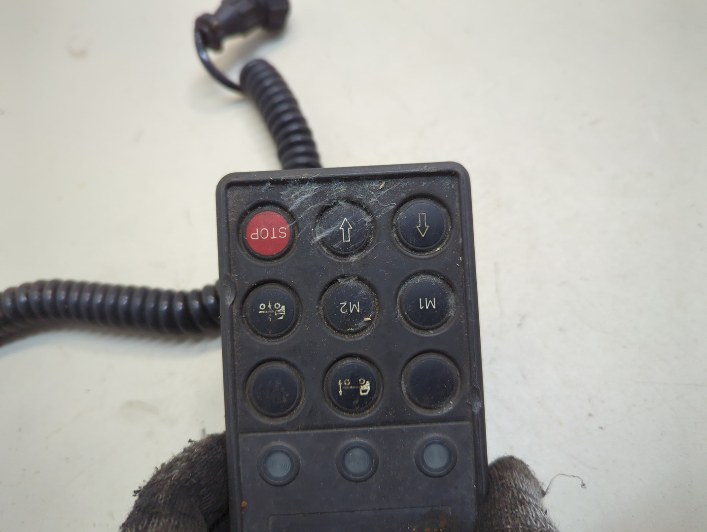 Пульт управления пневморессорами