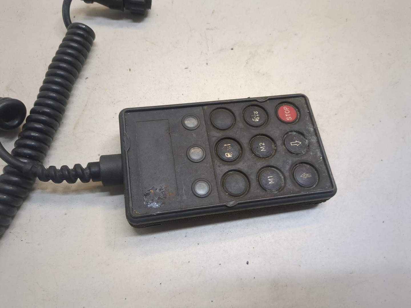 Пульт управления пневморессорами