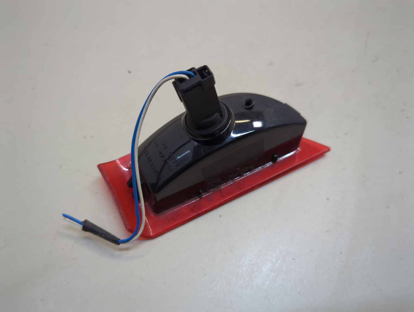 Фонарь подсветки номера