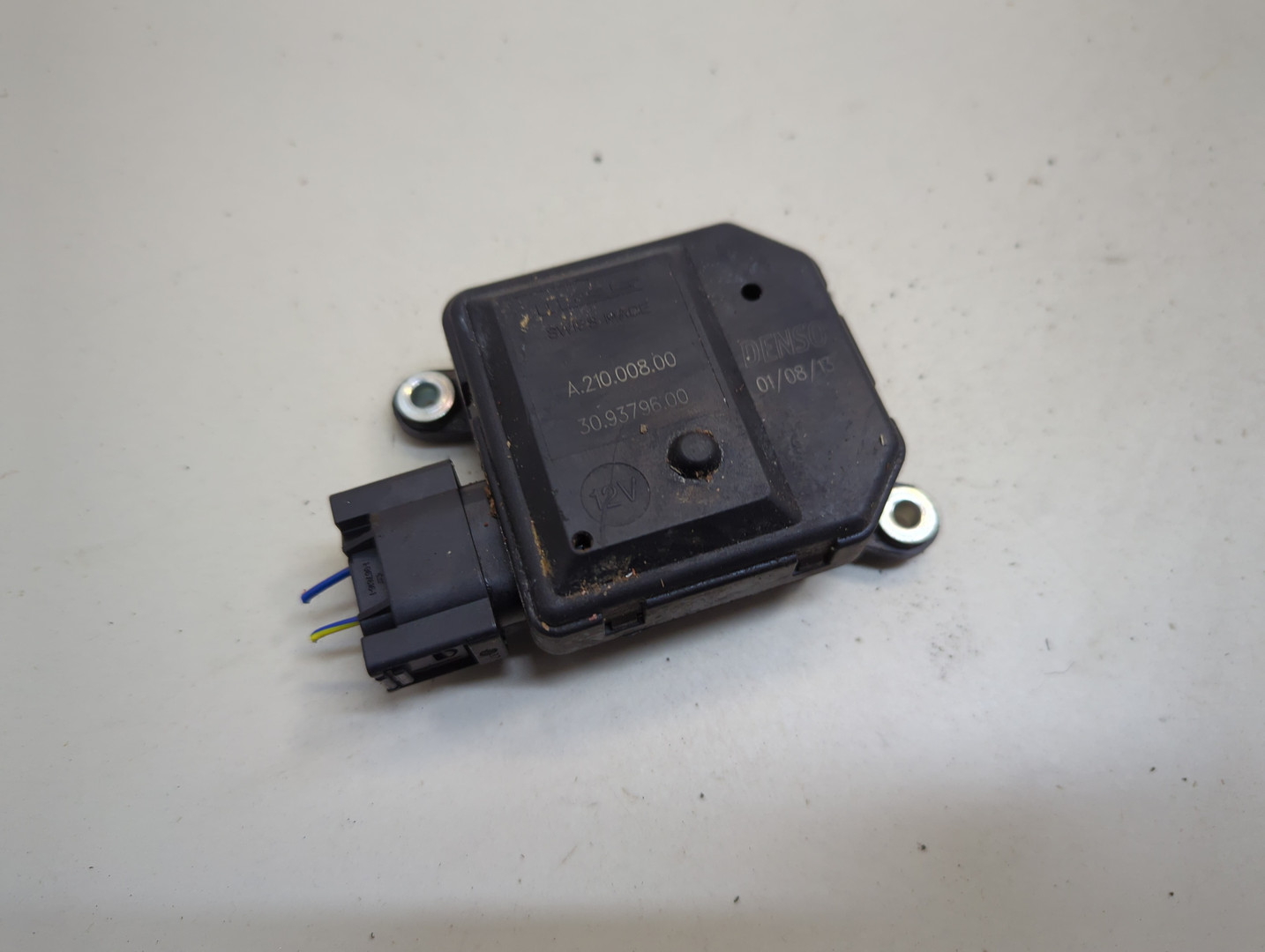 Моторчик заслонки печки