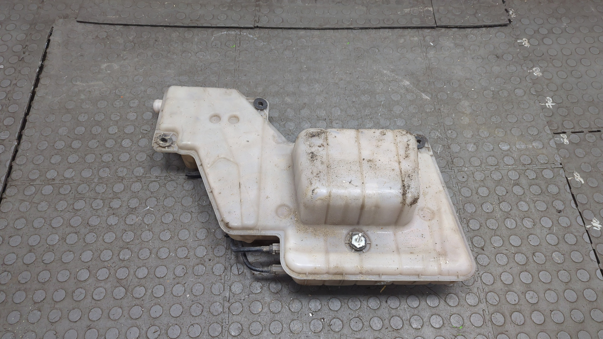 Бачок расширительный