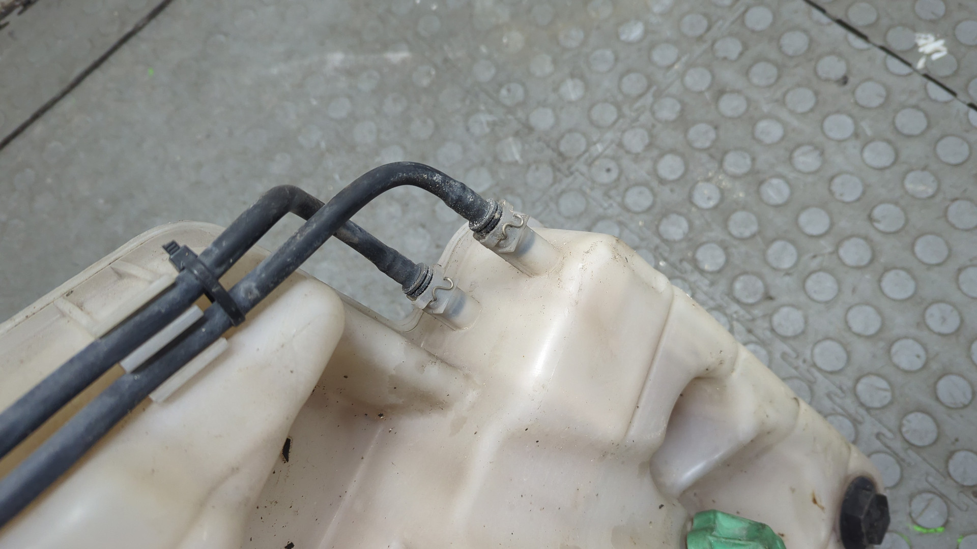 Бачок расширительный