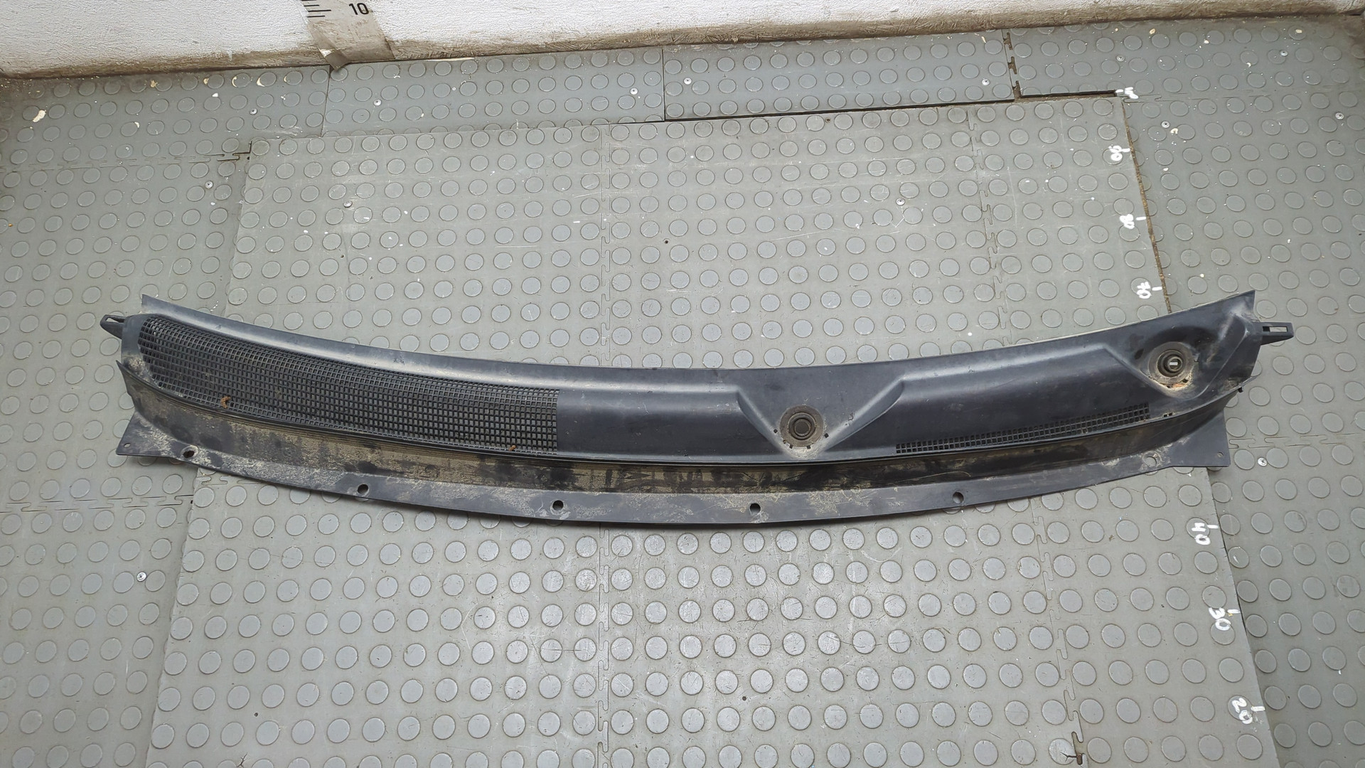 Решетка стеклоочистителей (Жабо)