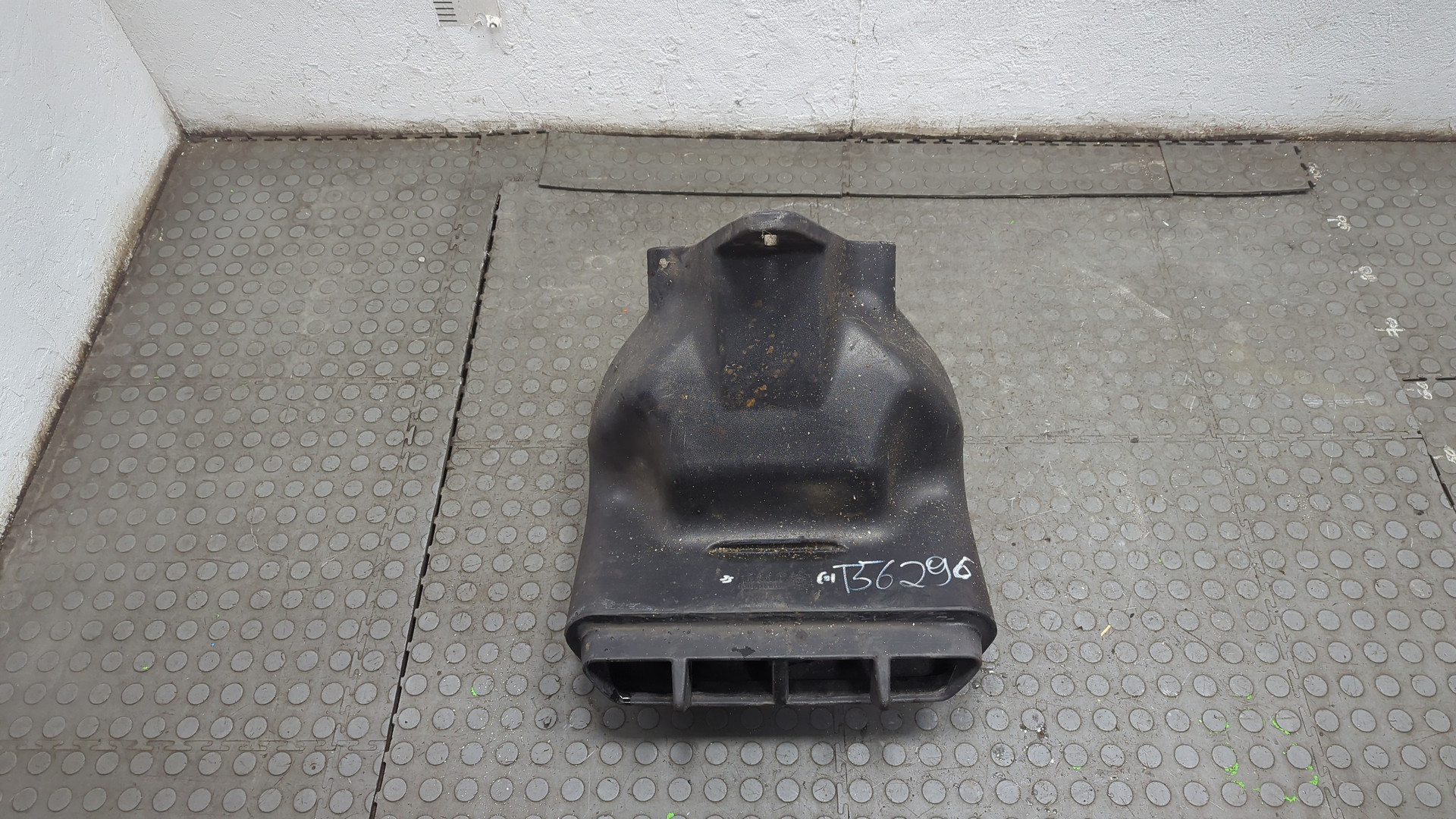 Воздухозаборник (внутри)