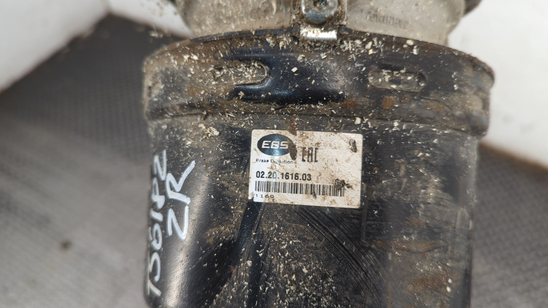 Кулак поворотный задний правый