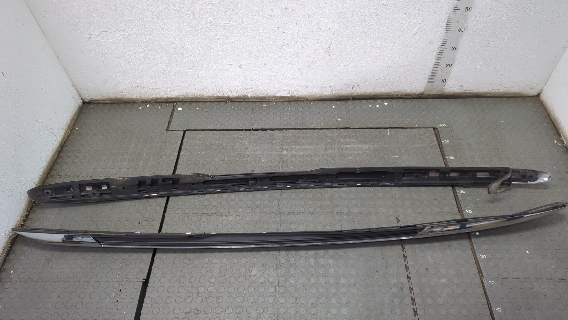 Рейлинги (релинг) к-кт (планки на крышу)