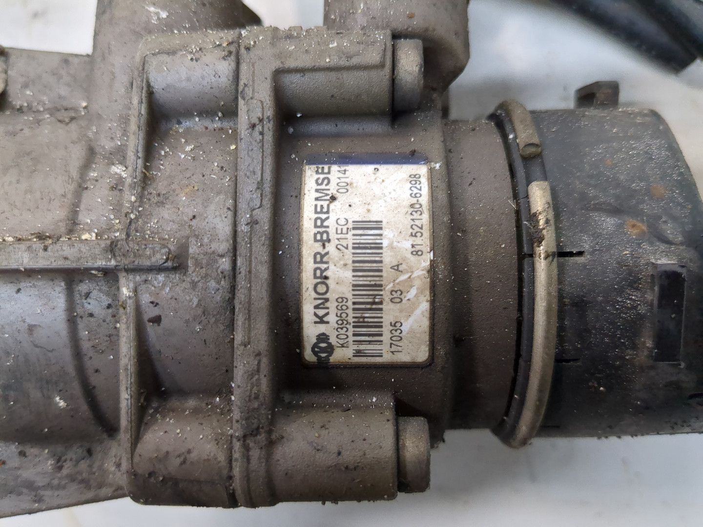 Кран тормозной главный