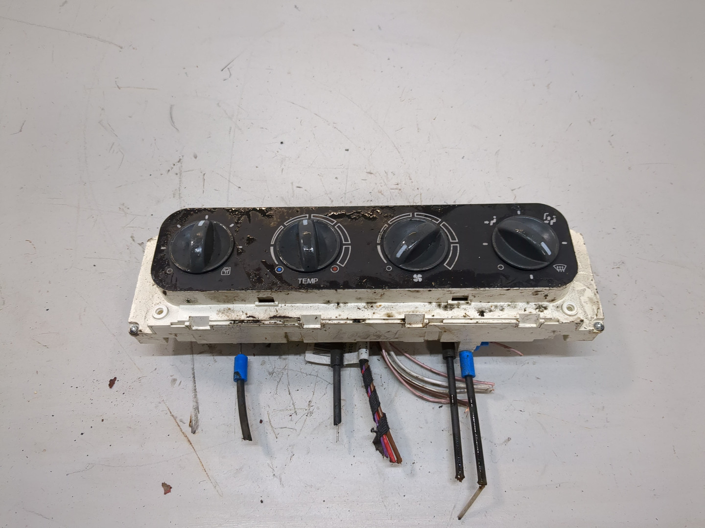 Переключатель отопителя