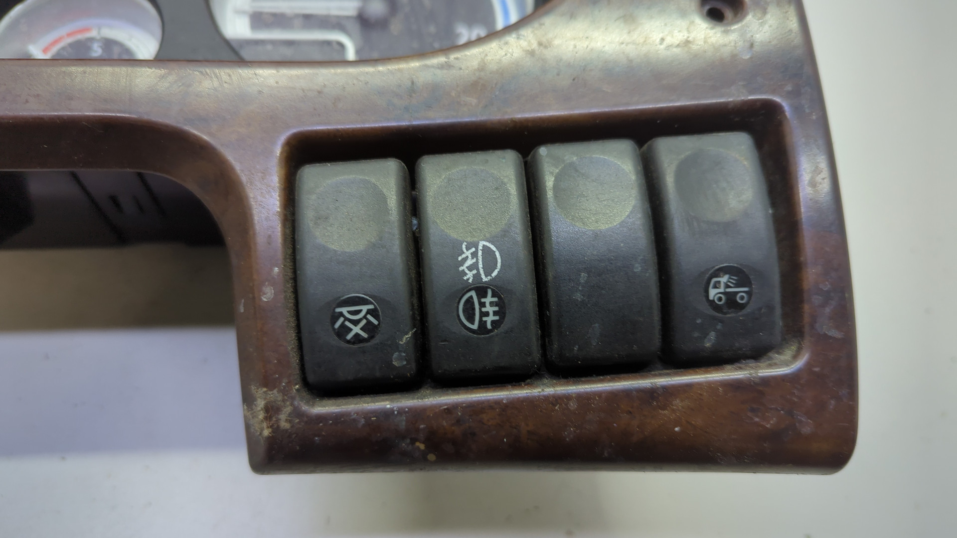 Панель приборов