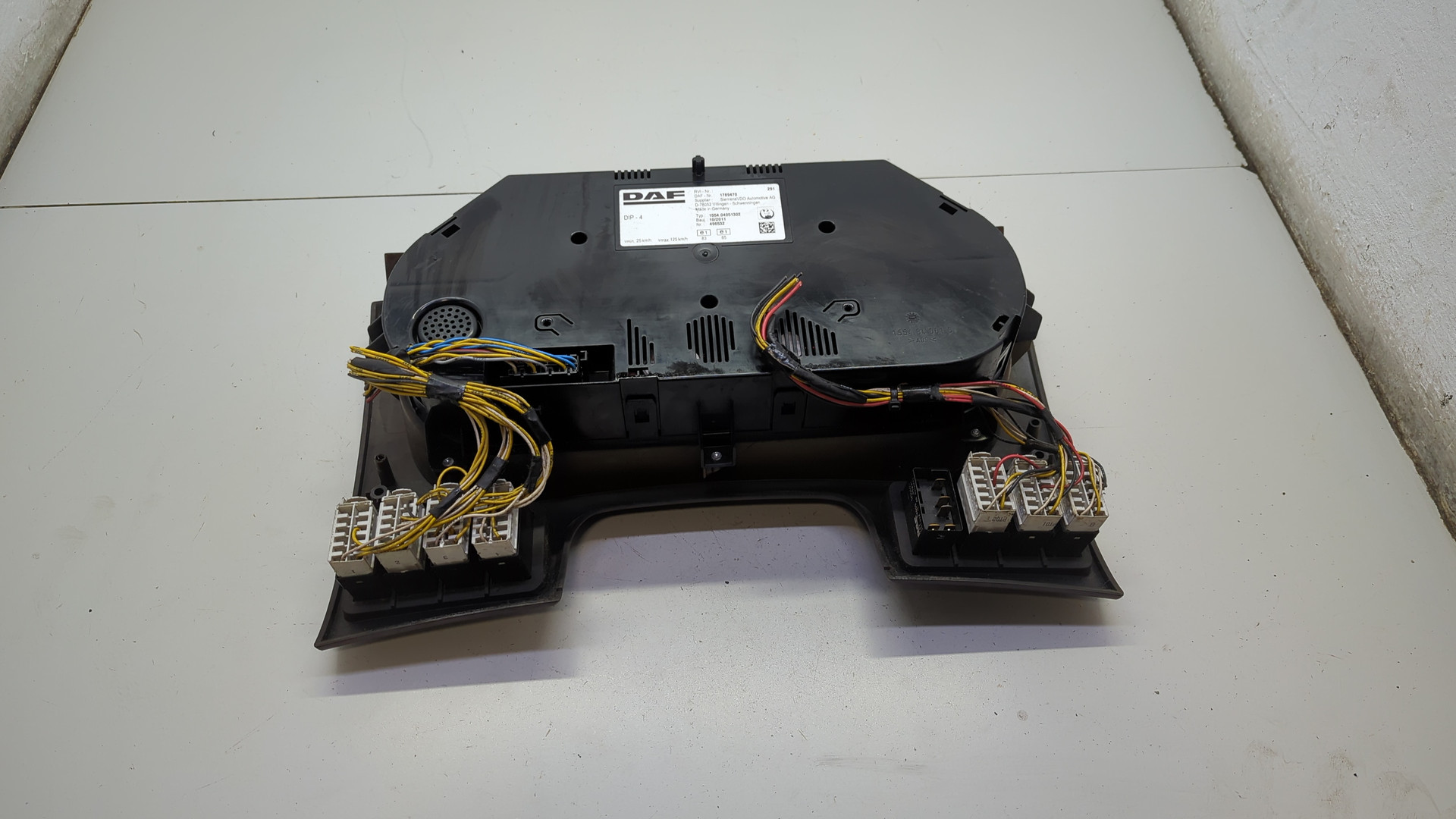 Панель приборов