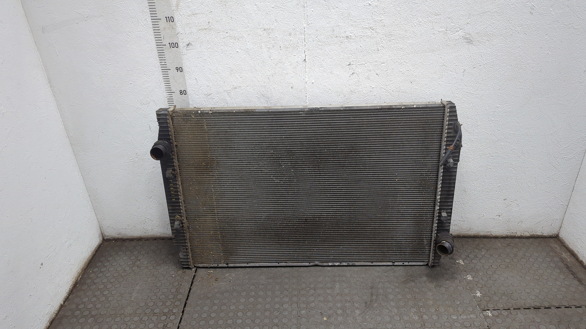 Радиатор охлаждения двигателя основной