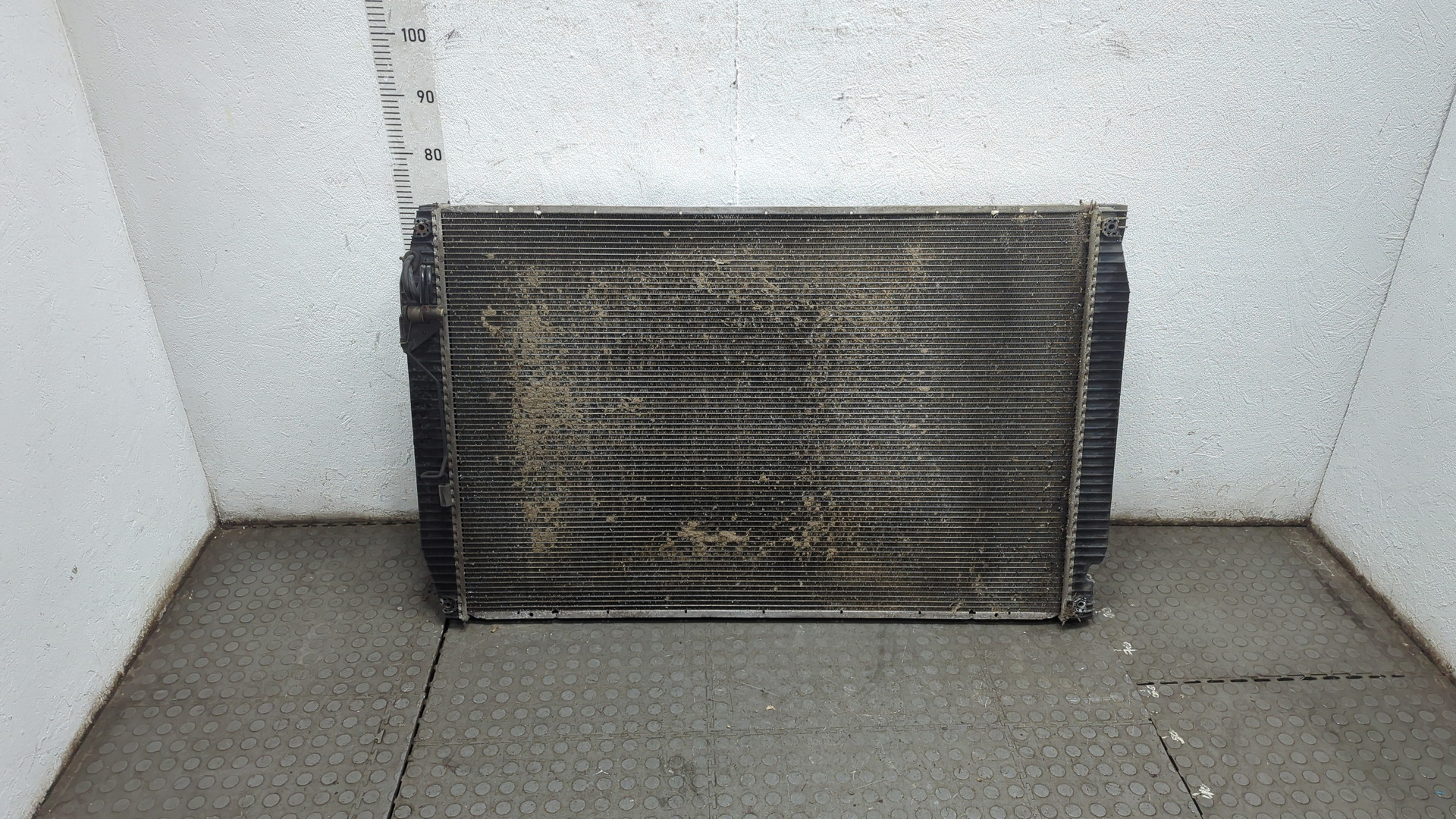 Радиатор охлаждения двигателя основной