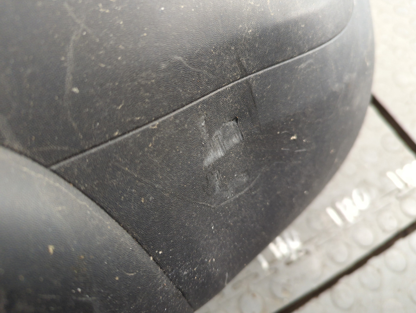 Бампер задний