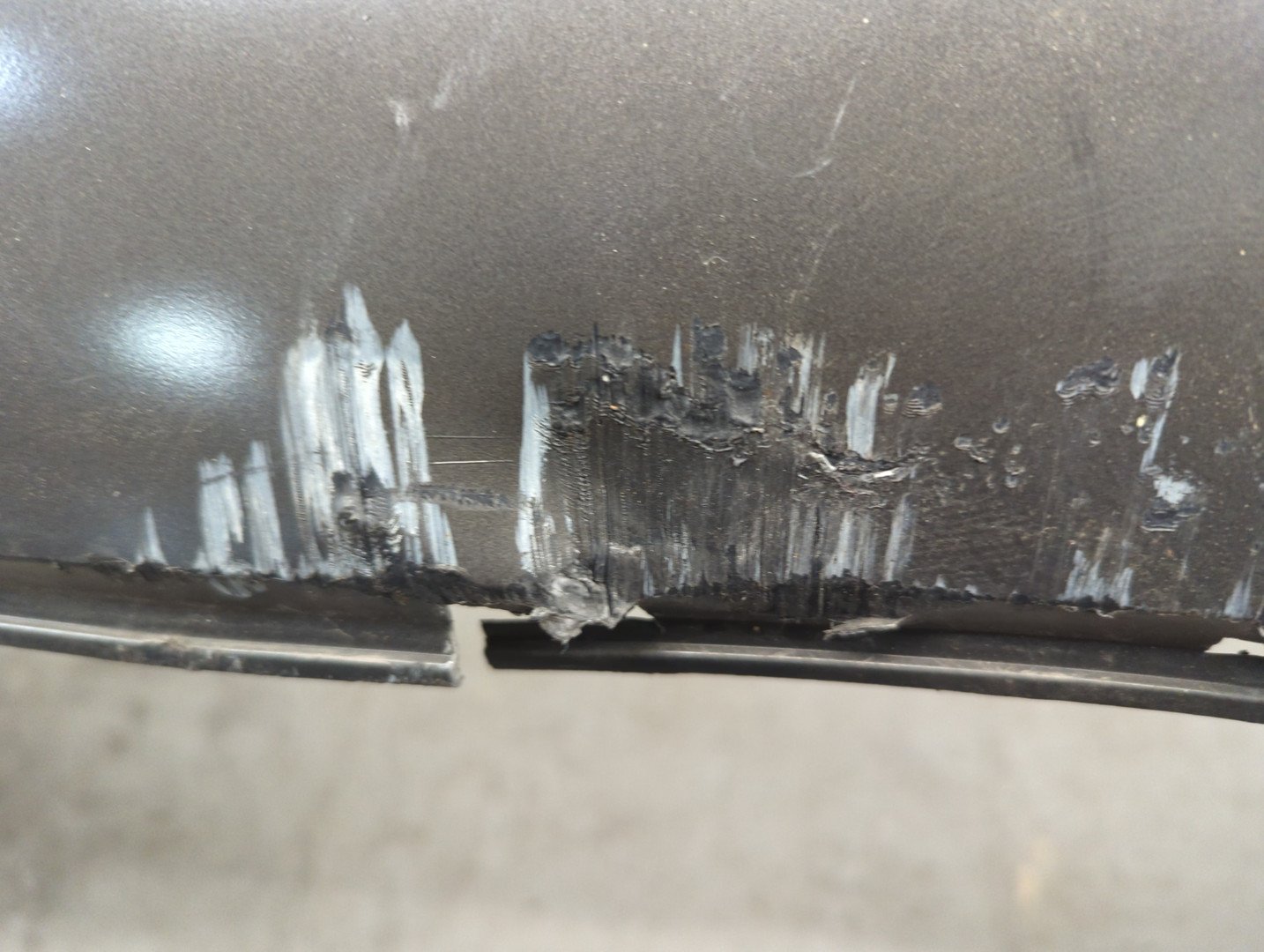 Бампер задний