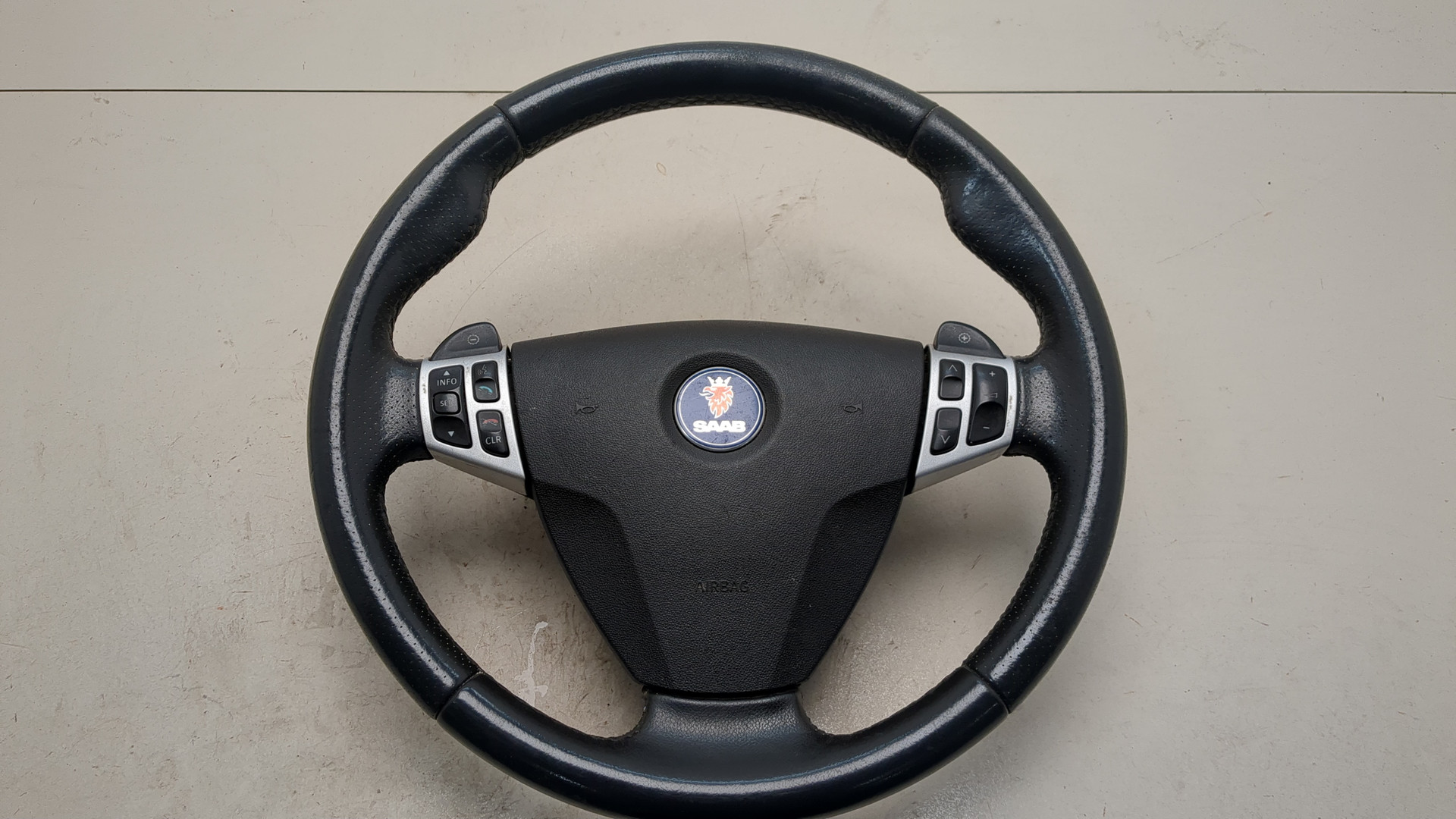 Рулевое колесо (руль)