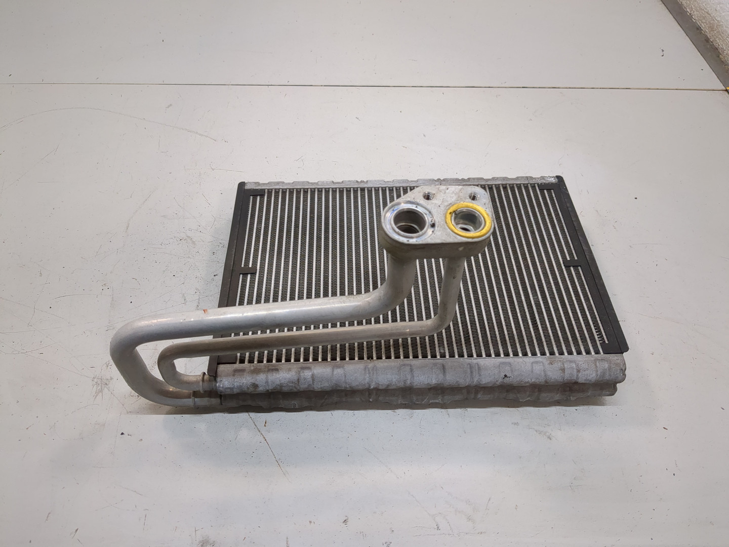 Радиатор кондиционера / конденсер