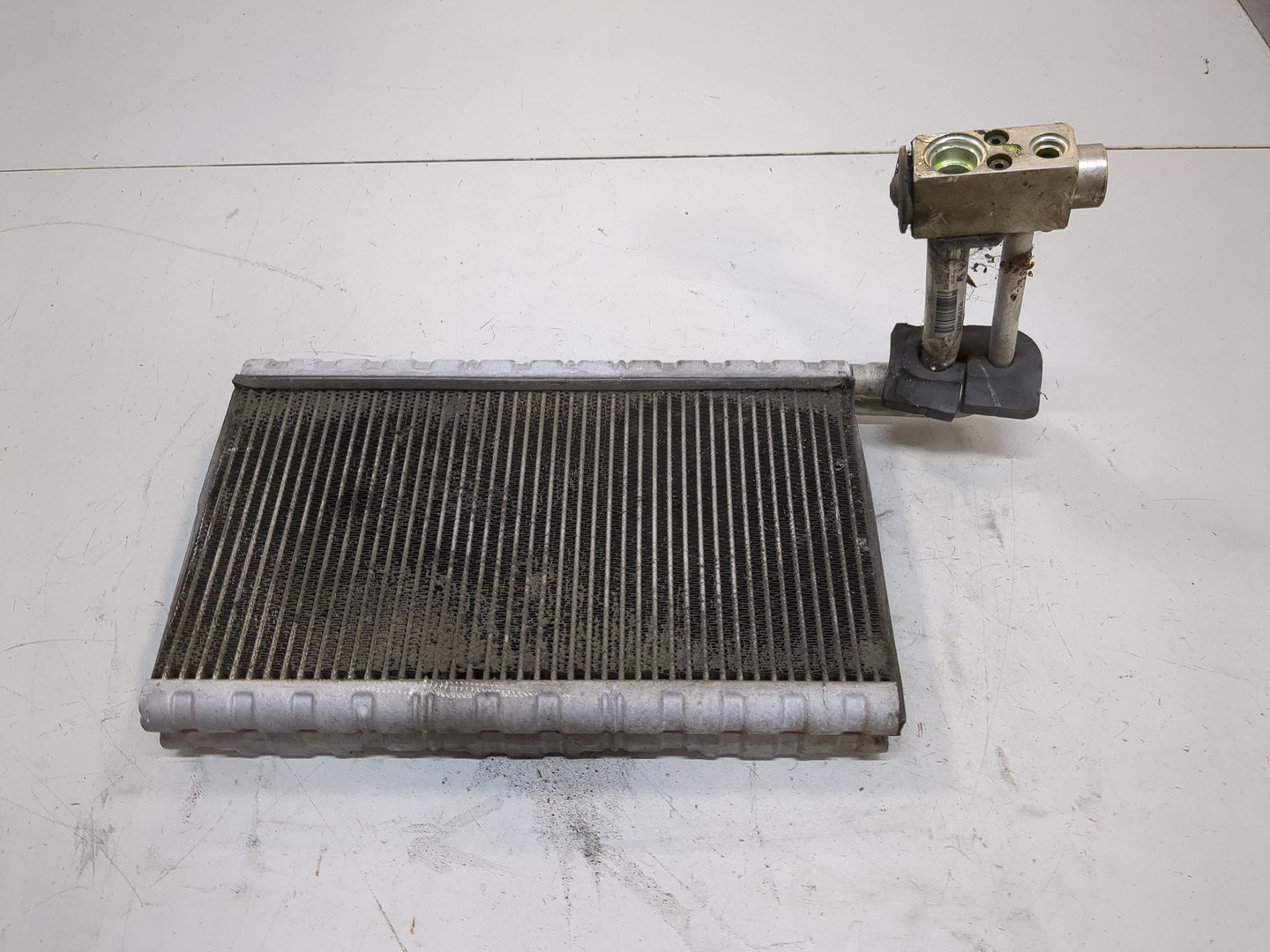 Радиатор кондиционера / конденсер