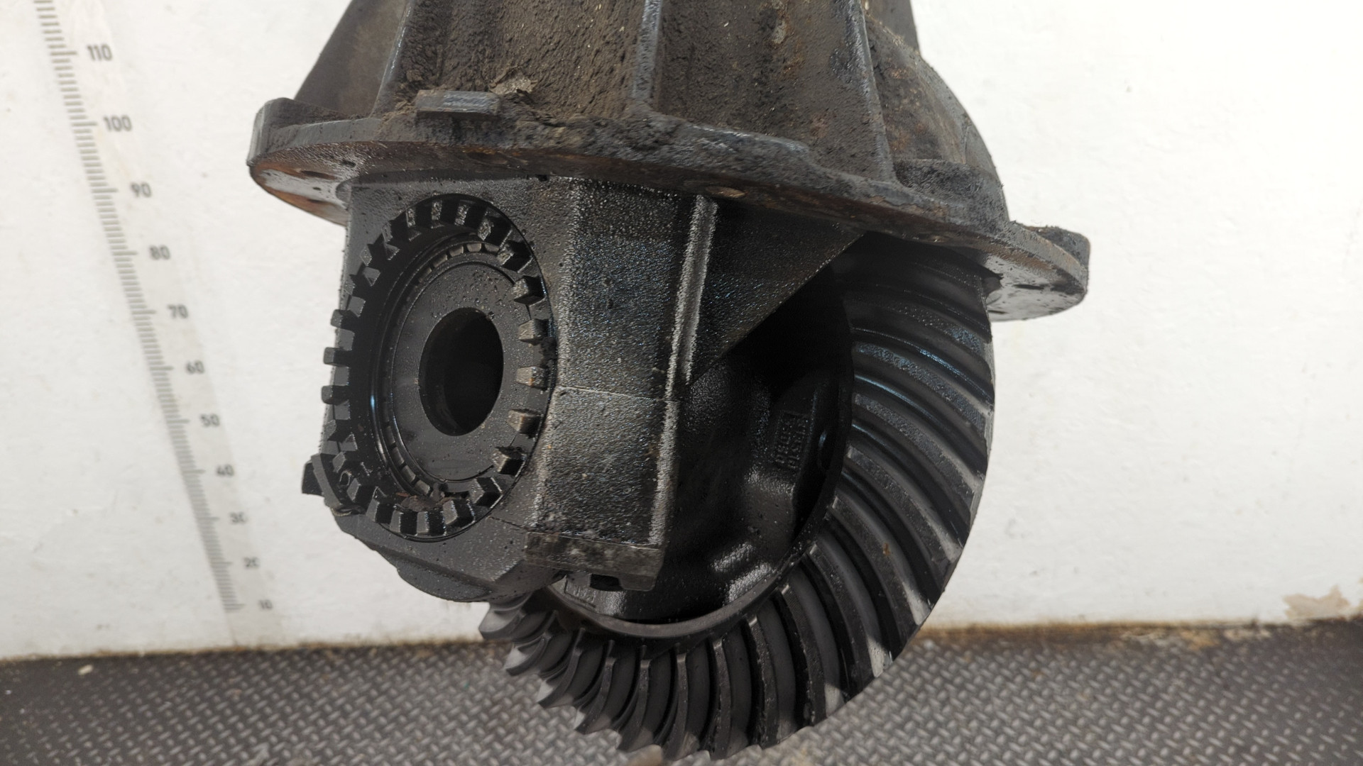 Редуктор заднего моста