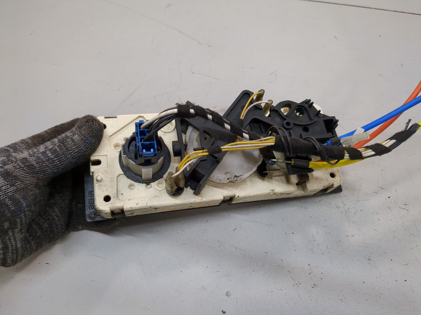 Переключатель отопителя