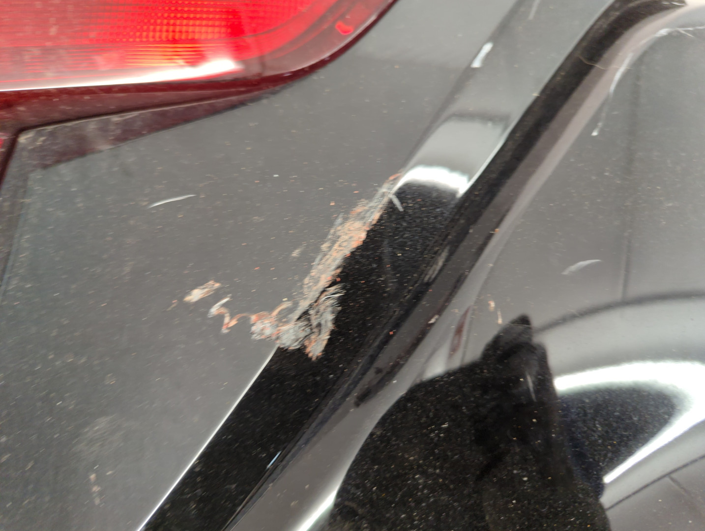 Бампер задний