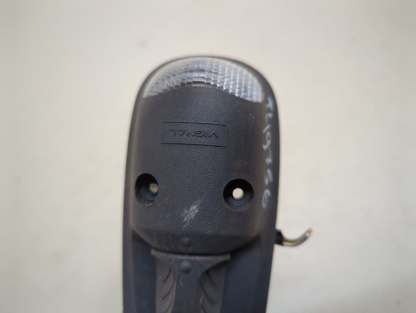 Плафон салонный