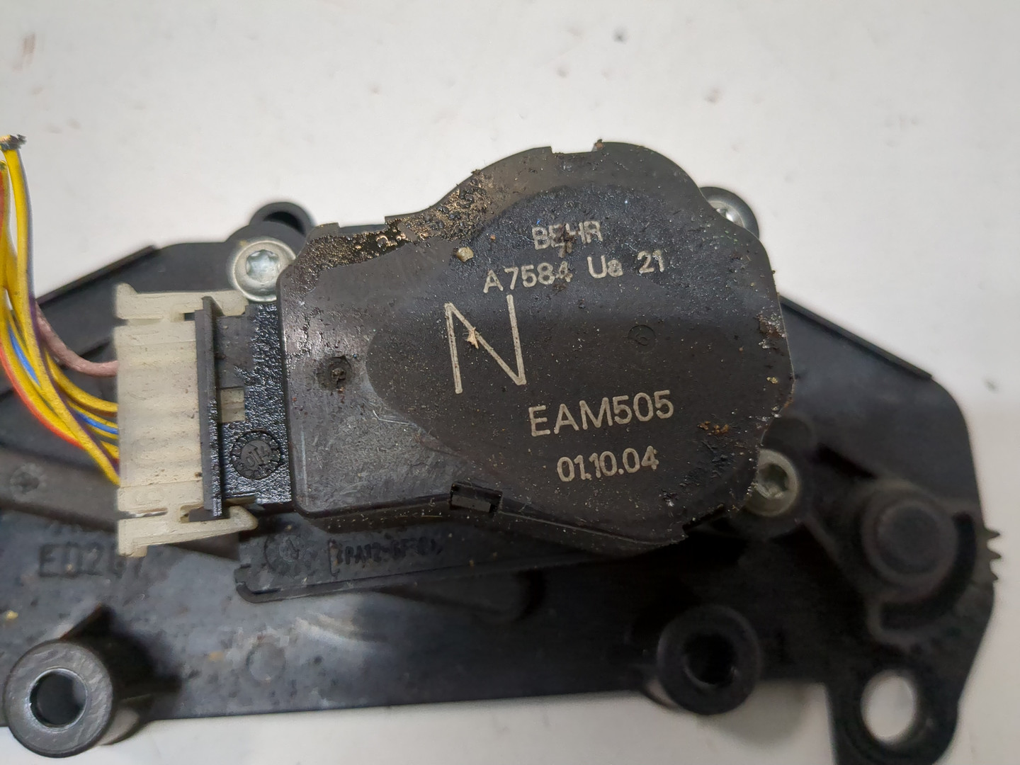 Моторчик заслонки печки