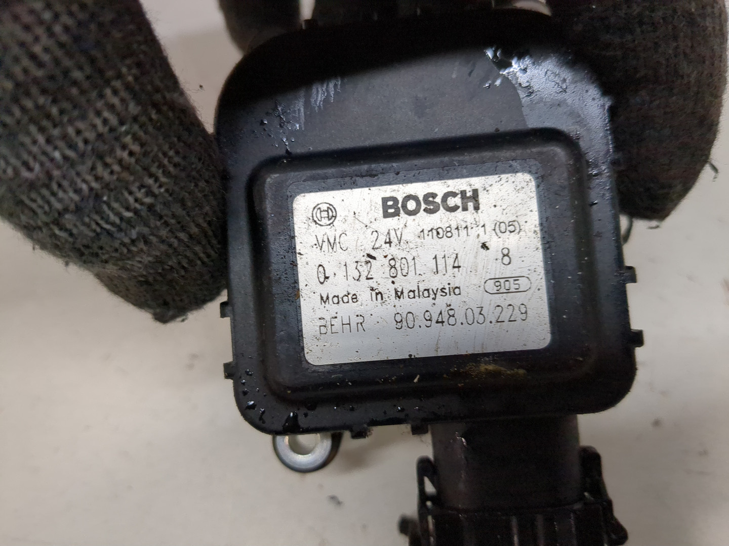 Моторчик заслонки печки