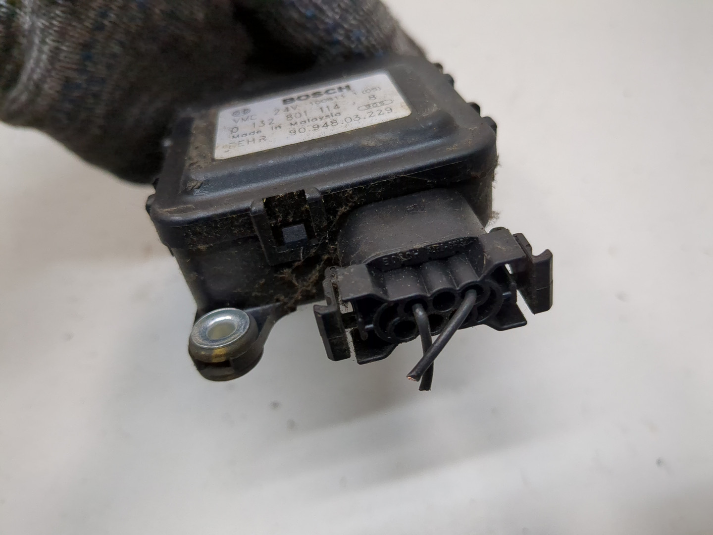 Моторчик заслонки печки