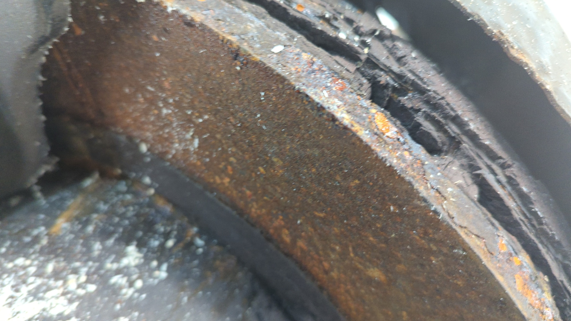 Кулак поворотный задний правый