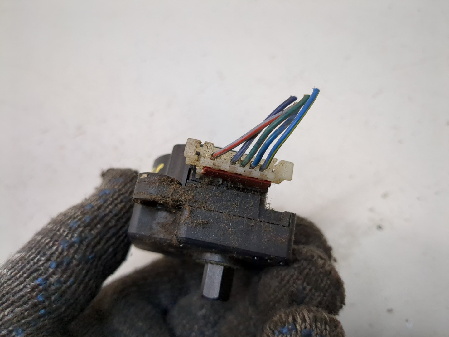 Моторчик заслонки печки