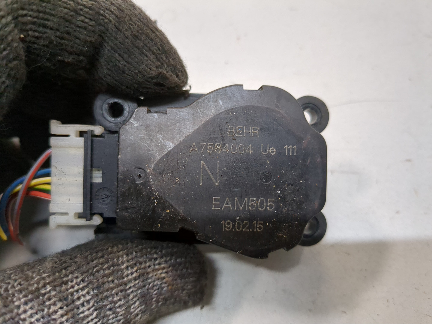 Моторчик заслонки печки