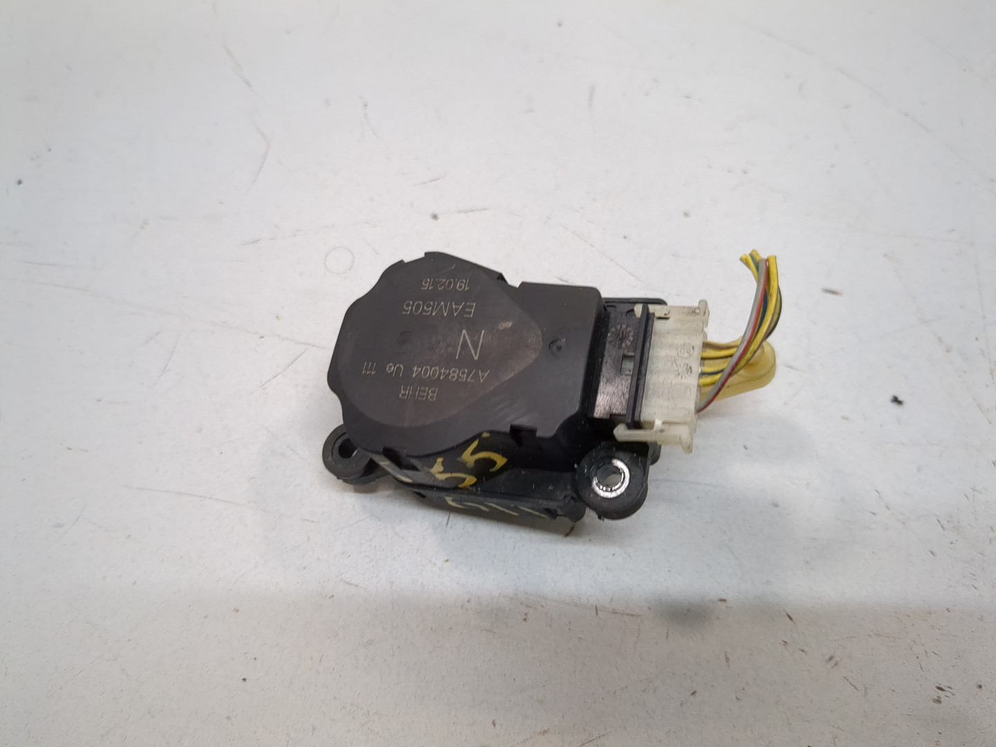 Моторчик заслонки печки