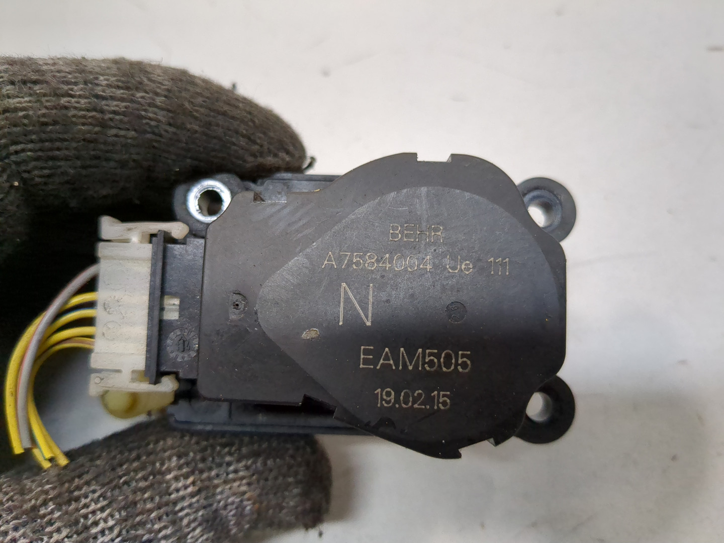 Моторчик заслонки печки