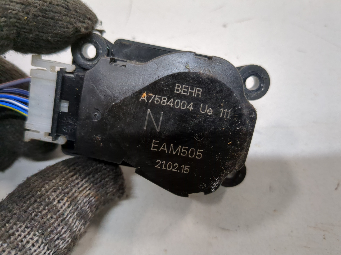 Моторчик заслонки печки