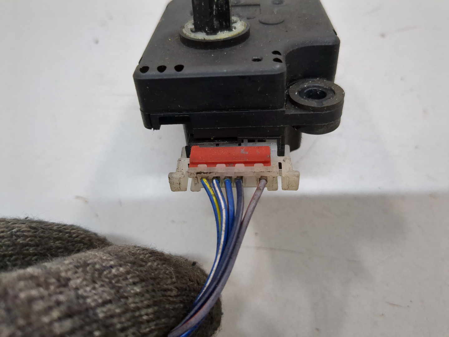 Моторчик заслонки печки