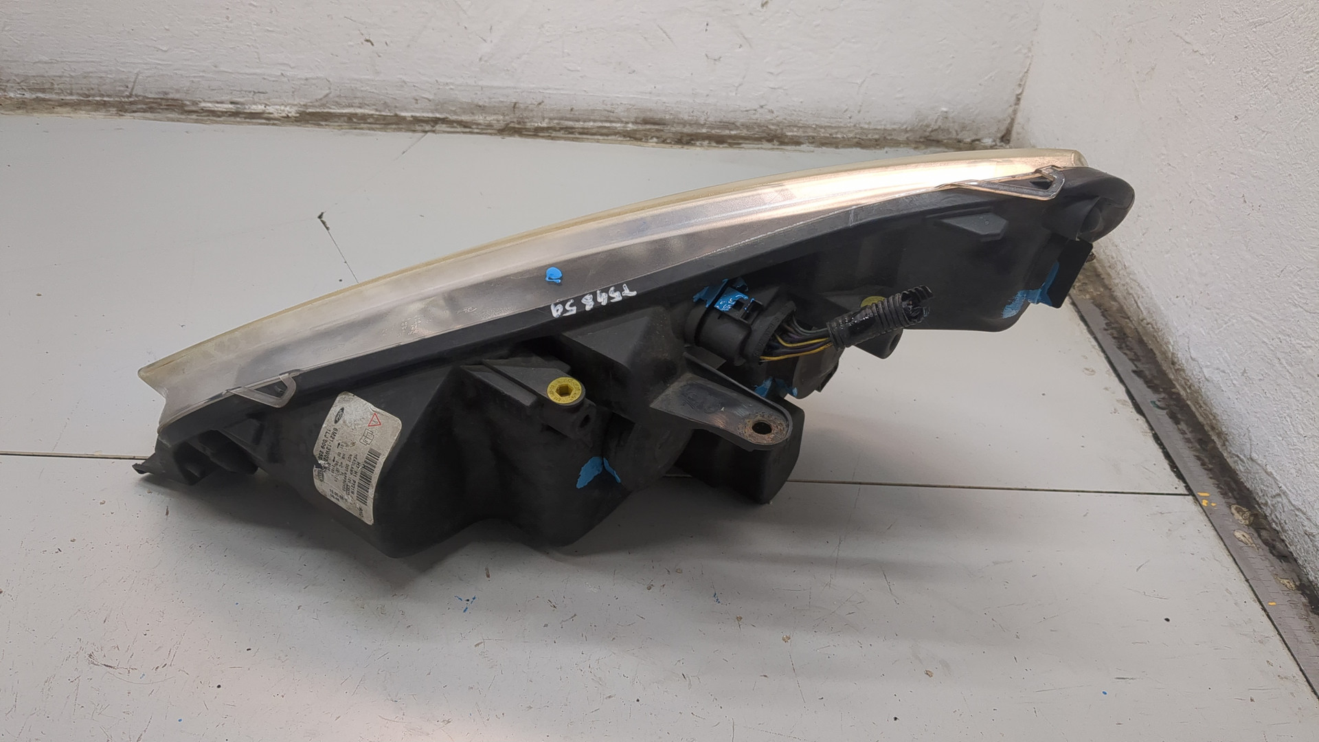 Фара правая