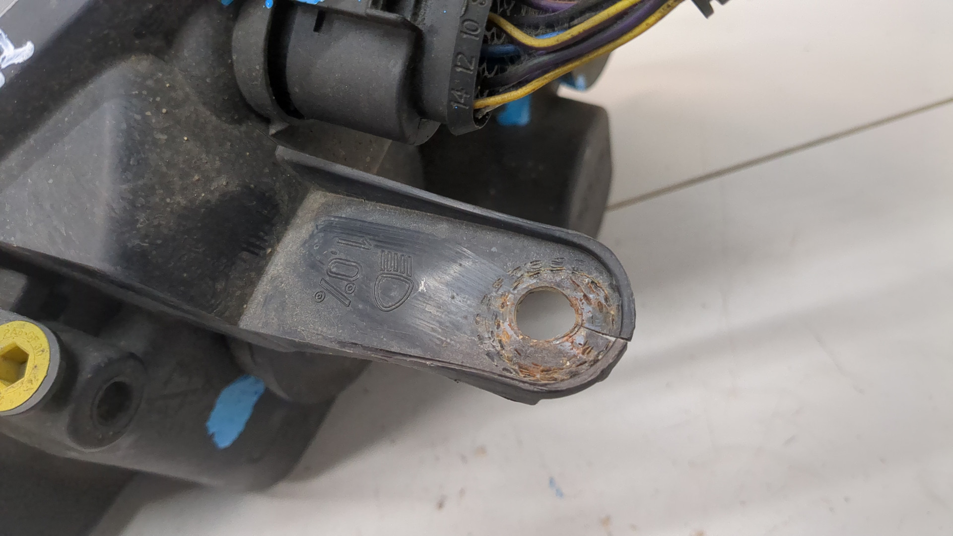 Фара правая