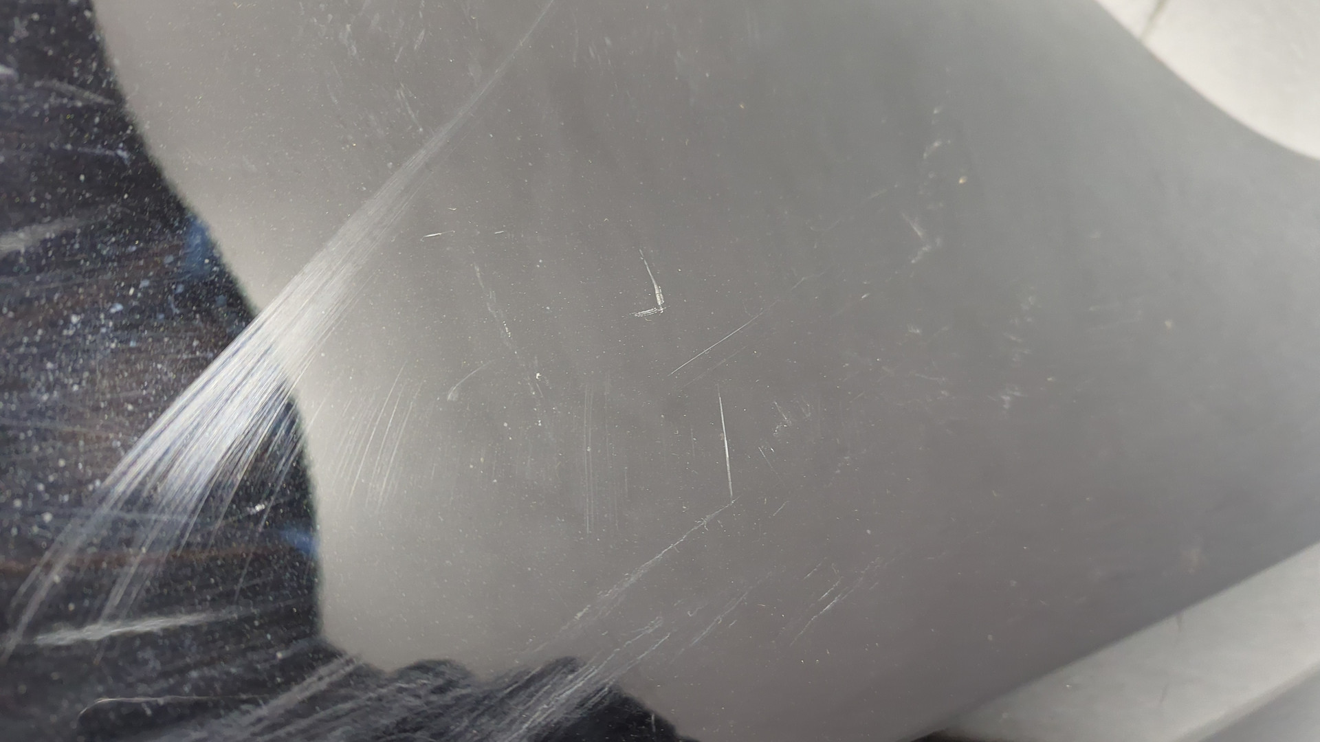 Кузовной элемент