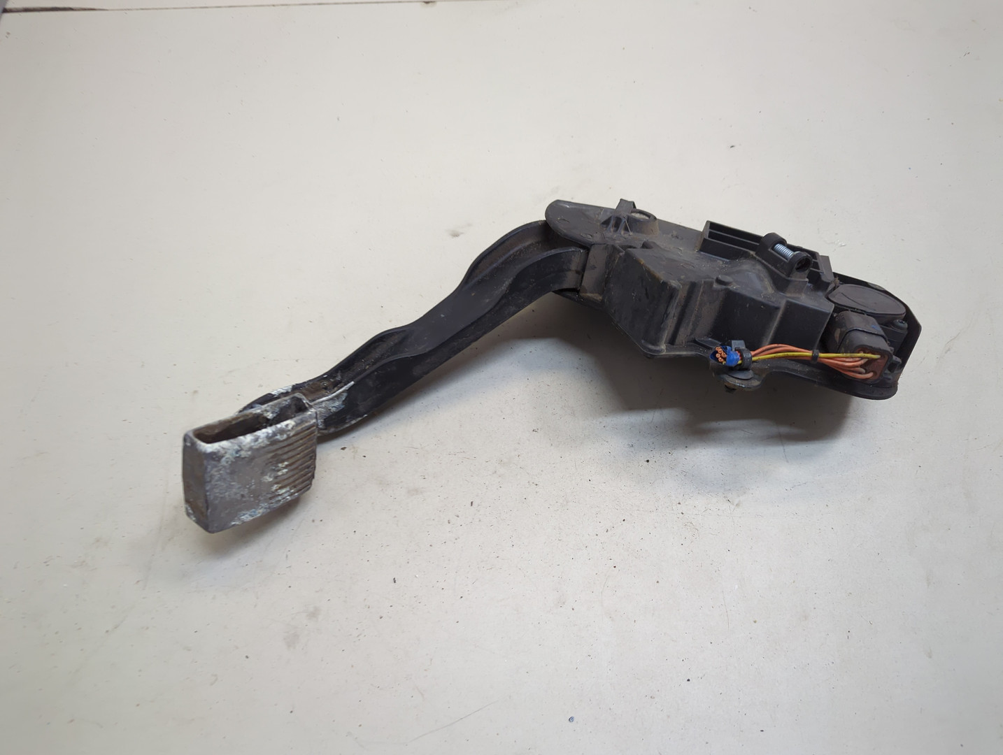 Педаль газа