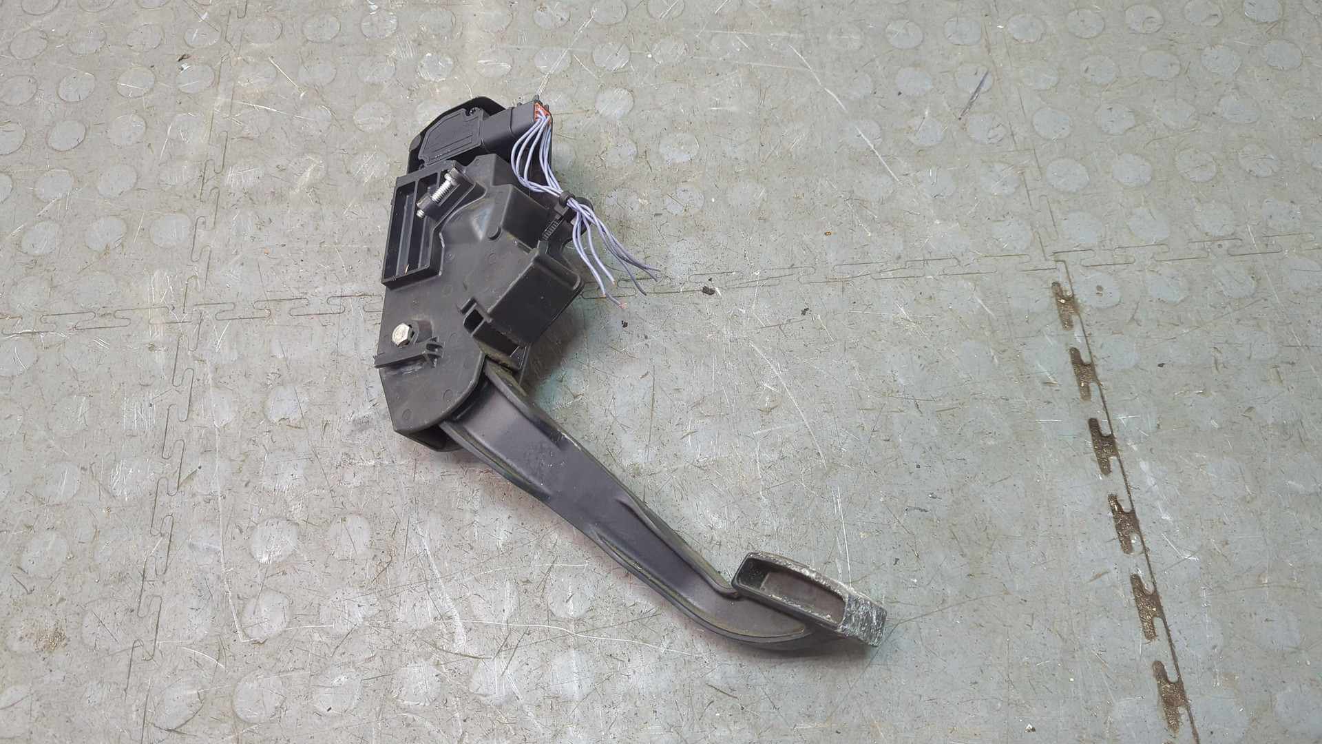 Педаль газа