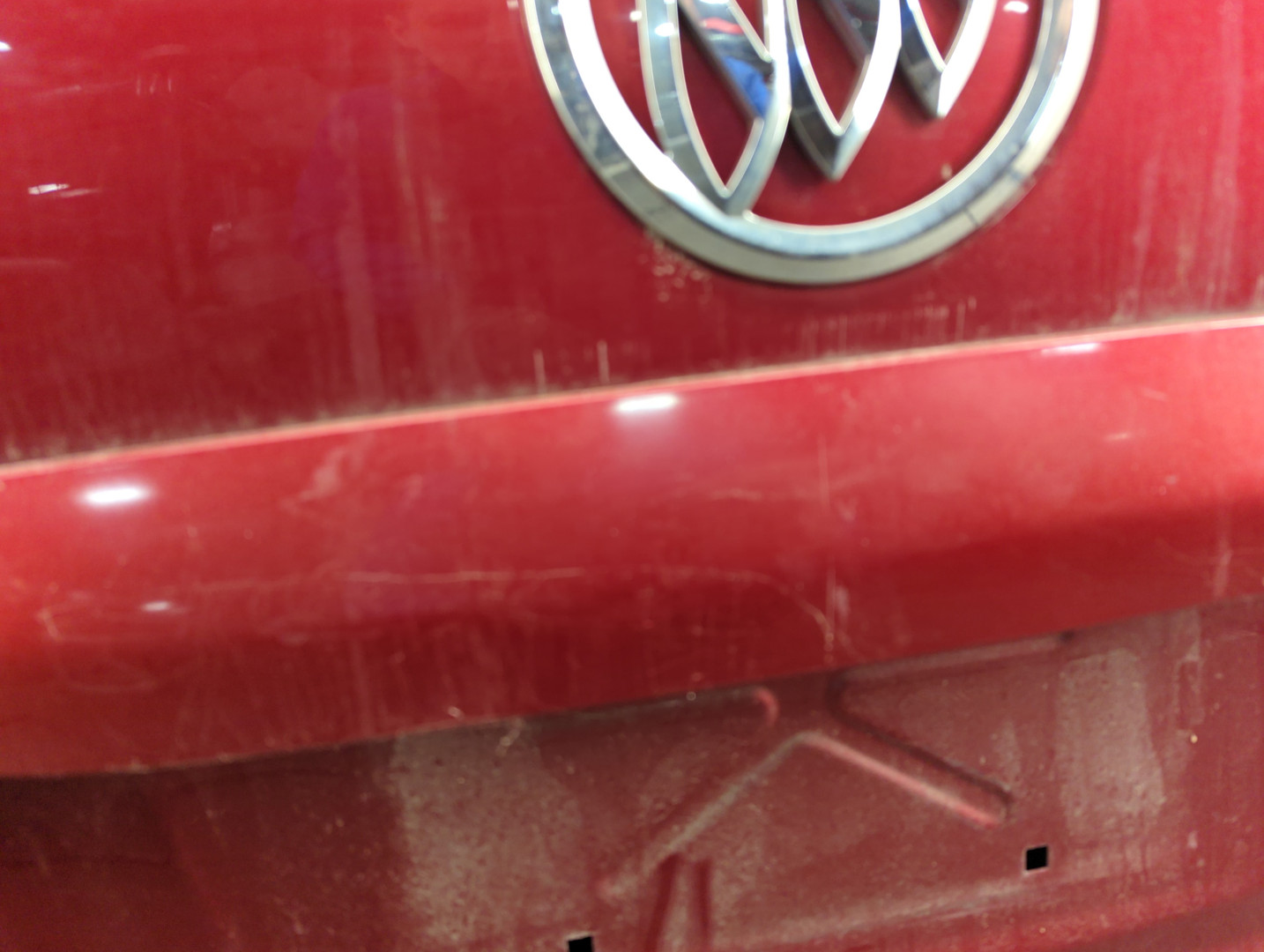 Дверь багажника