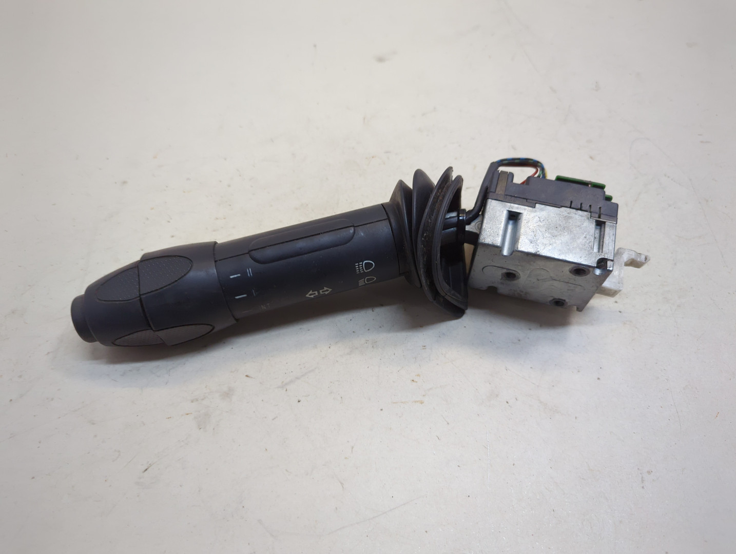 Переключатель подрулевой