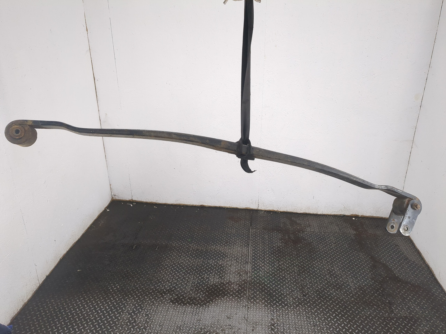 Рессора задняя