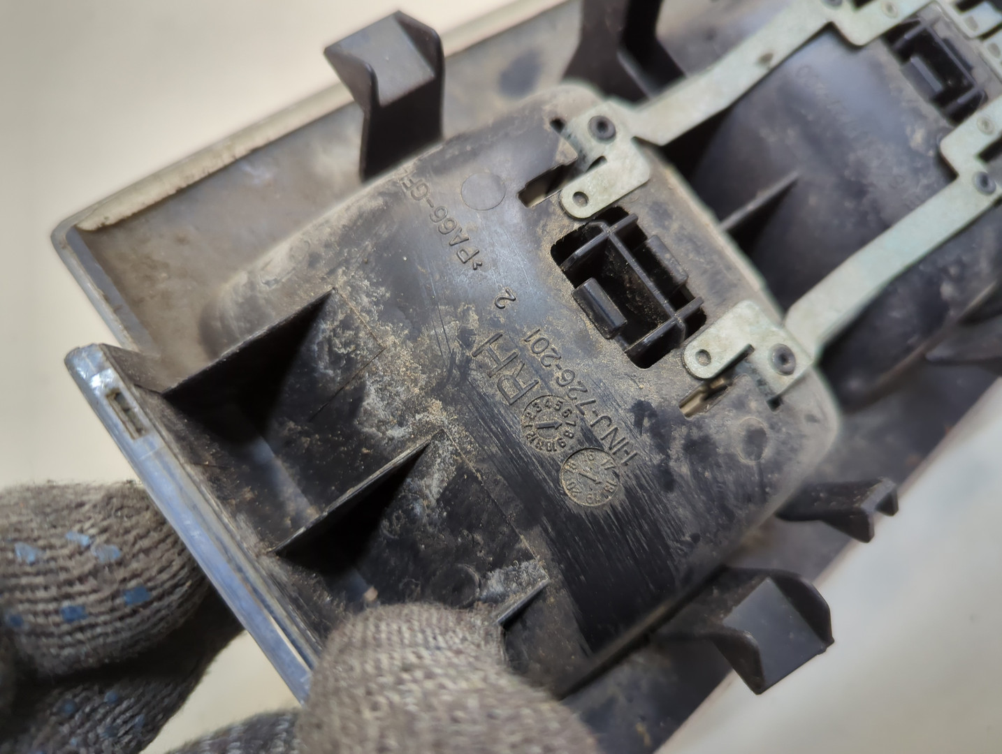 Плафон салонный