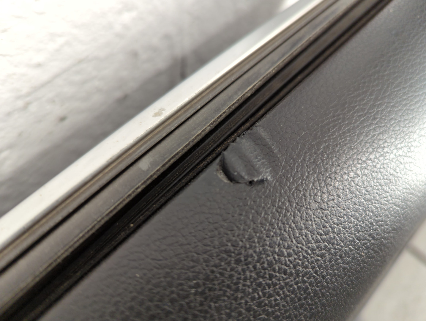 Дверь передняя правая