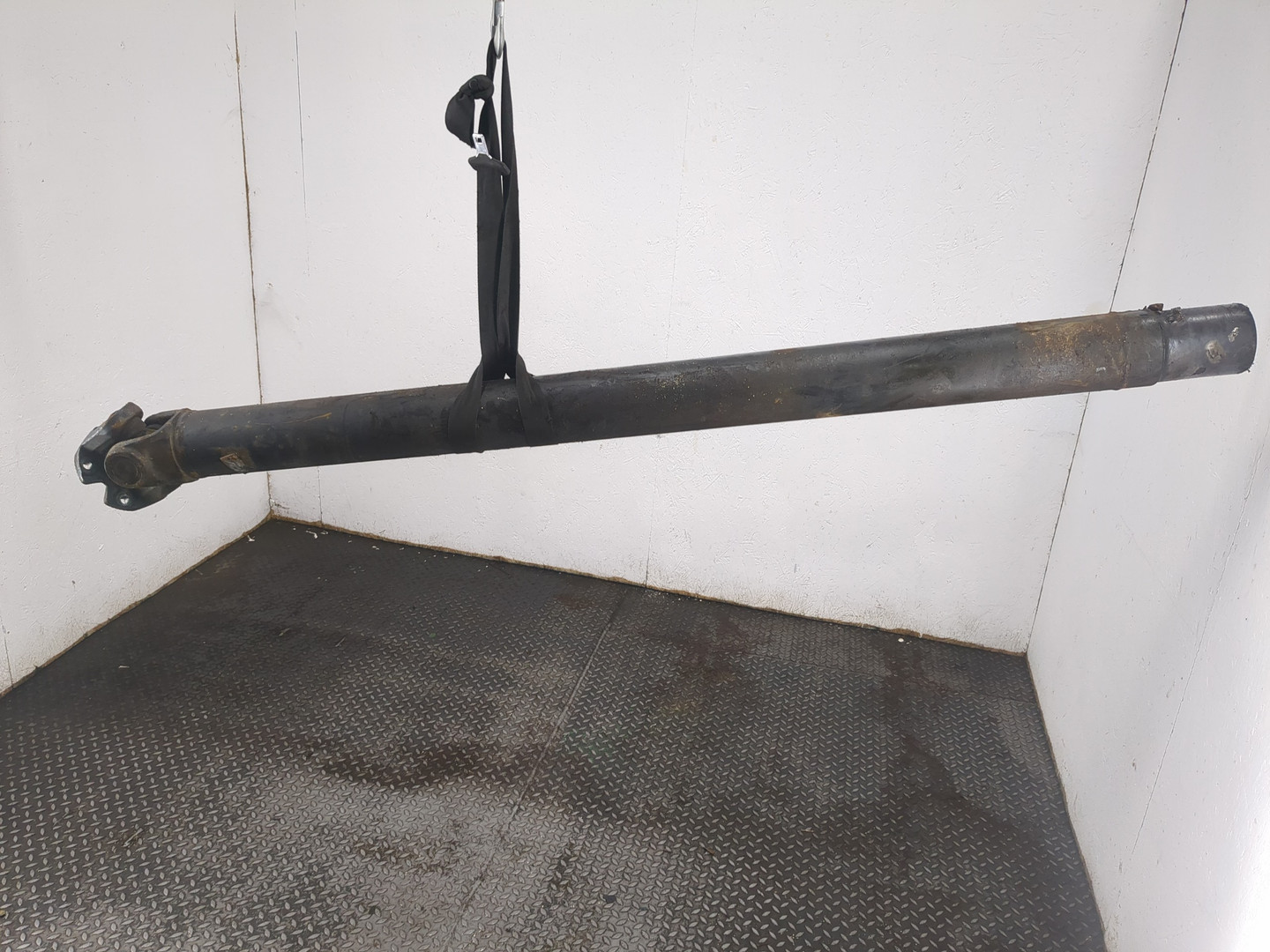 Вал карданный задний