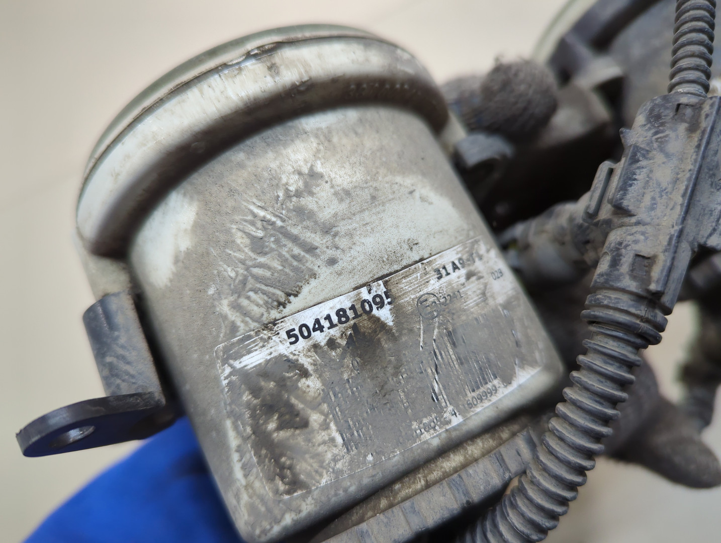 Фара противотуманная левая